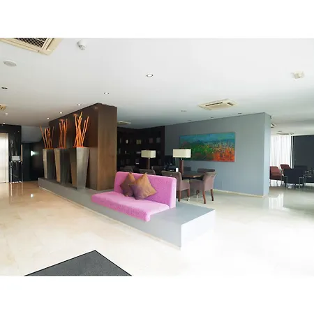 Hotel Ciutat 4*