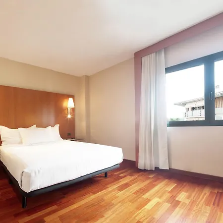 Ciutat Hotel 4*