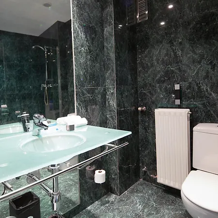 Hotel Ciutat 4*