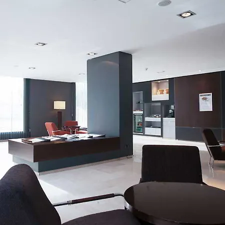 Ciutat 4*